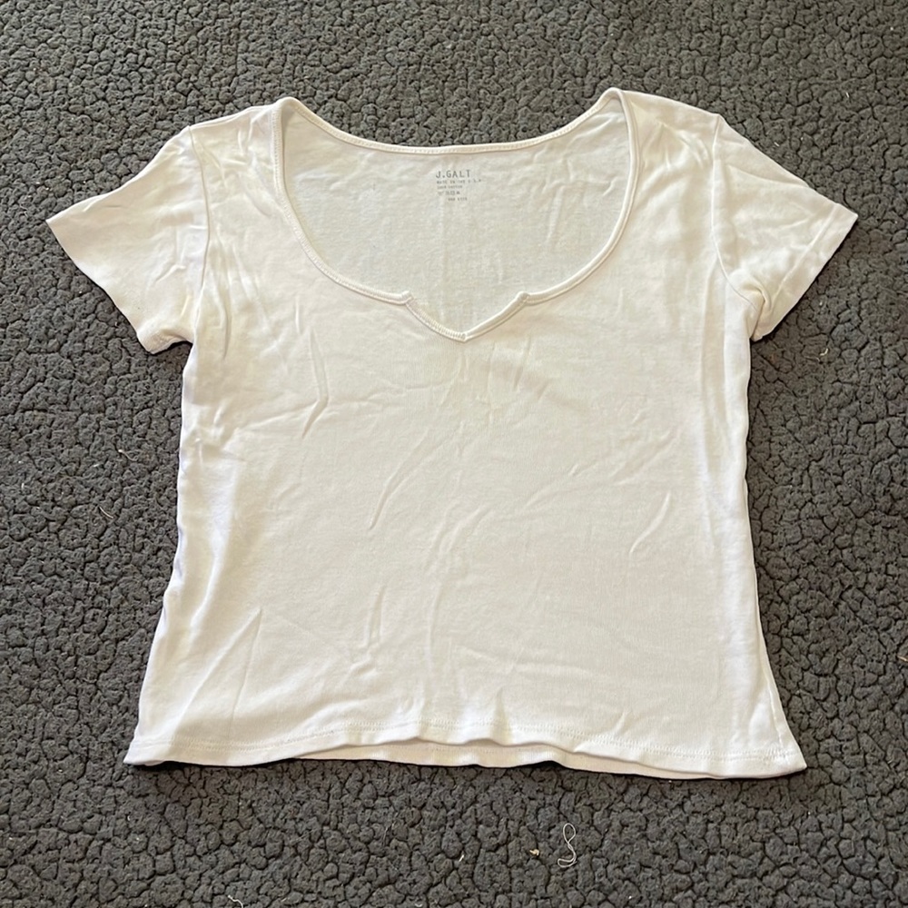 J. Galt cropped white tee